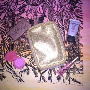 ‼️gold cosmetic case by Bareminerals